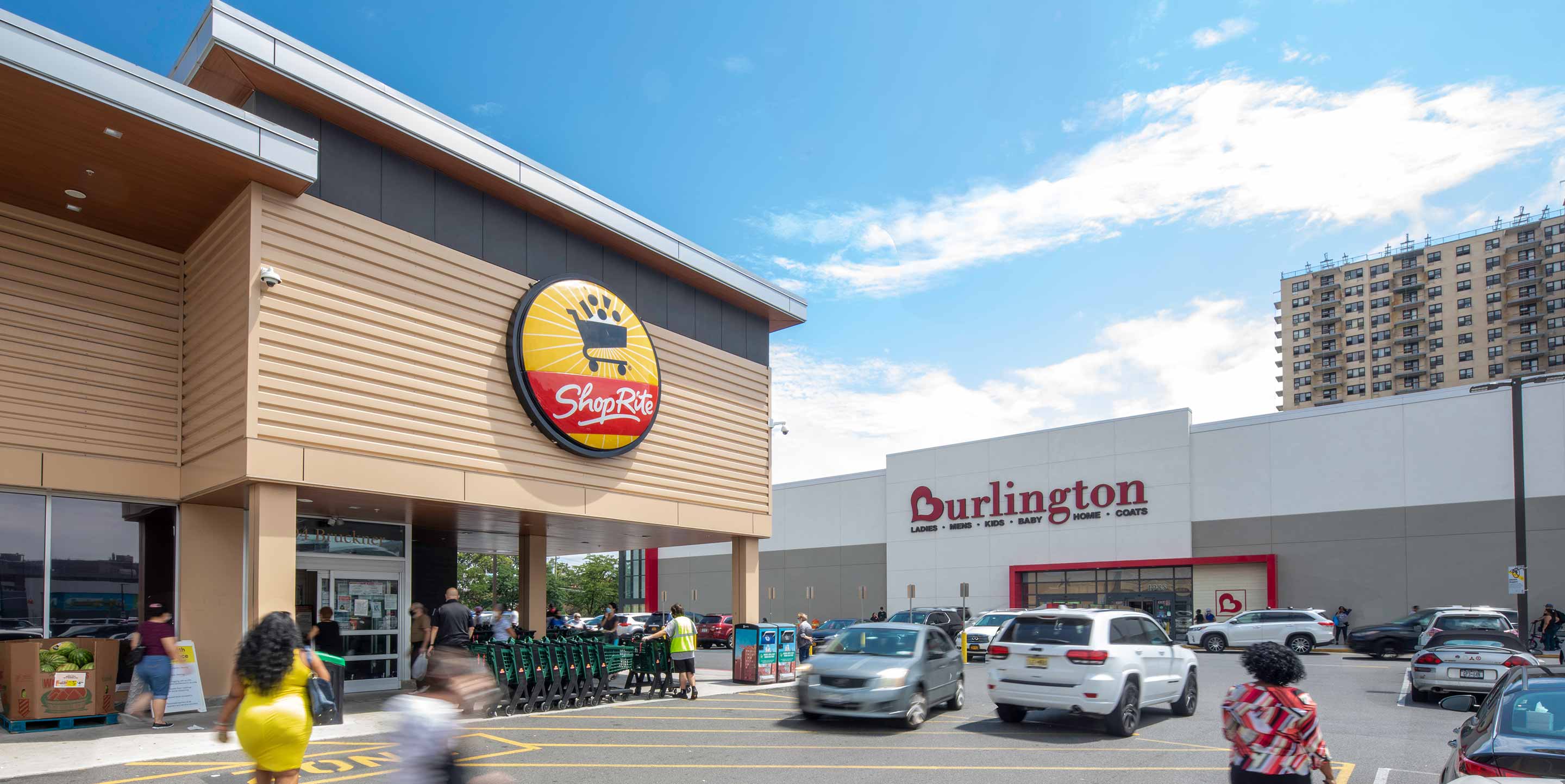 View of Broomall Commons shopping center with various stores.