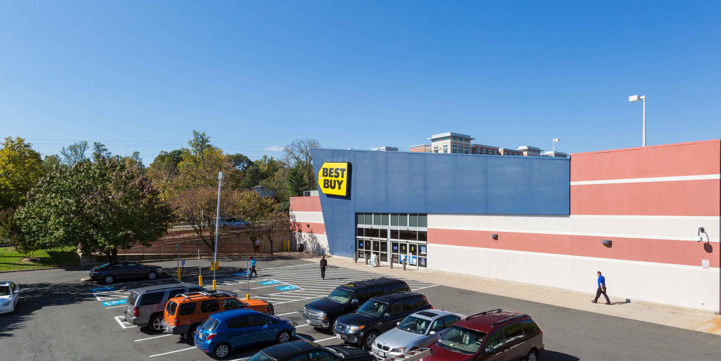 Image of Wheaton shopping center with parking spaces.